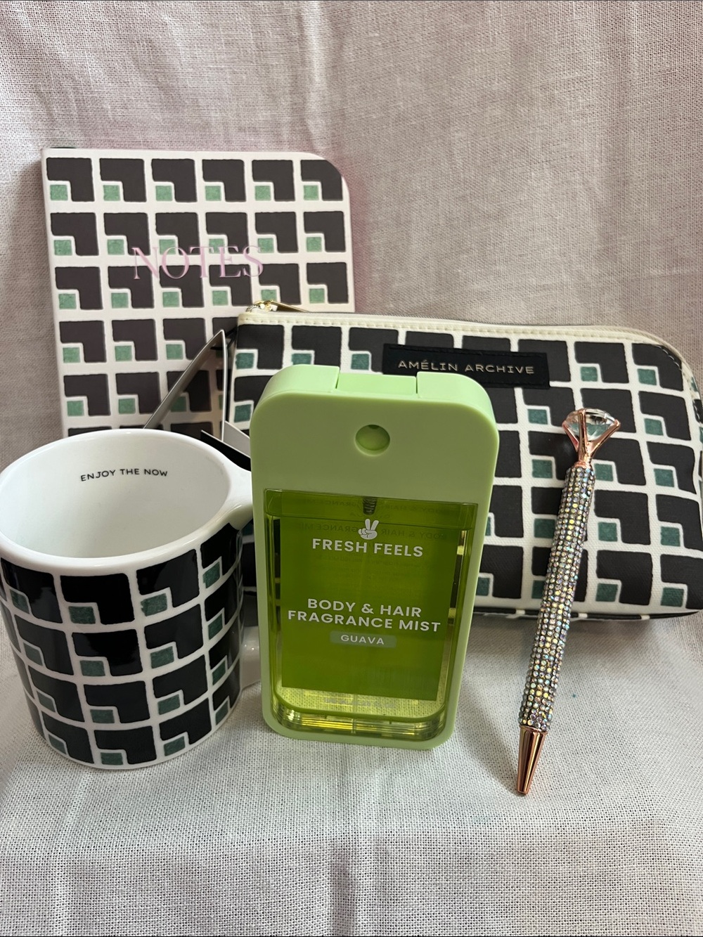 Amelin Archive Gift Bundle